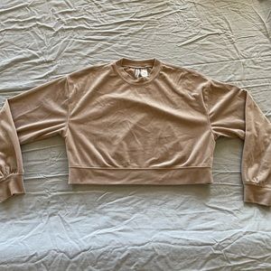 Ribbed Cropped Long Sleeve Women’s Top